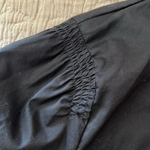 Norma Kamali black cotton stretch blouse, size small. Never worn. - Picture 4 of 7